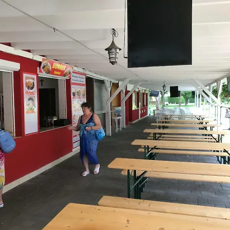 Aka Turisticka بيت ضيافة Dunajská Streda
