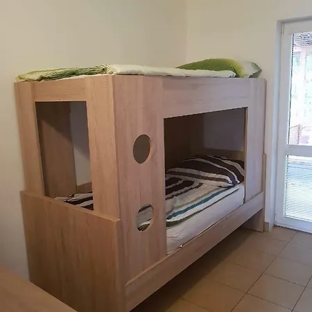 Aka Turisticka 게스트하우스 Dunajská Streda
